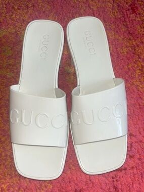 Rubber Logo Platform Slide Sandals White Women’s 36. SEE DESCRIPTION